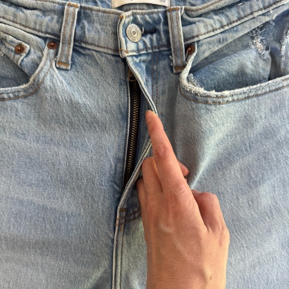Abercrombie & Fitch The 90s Relaxed Jean High Rise 26 / 2 S - Picture 6 of 14